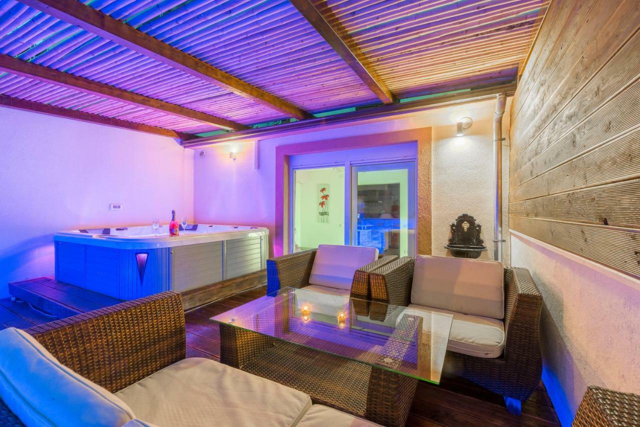 Alena Luxury Apartment With Jacuzzi Split Buitenkant foto
